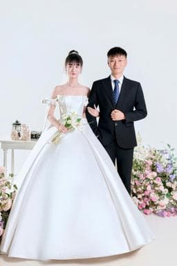 Online wedding card Tuan Anh & Dinh Gam from VowForever